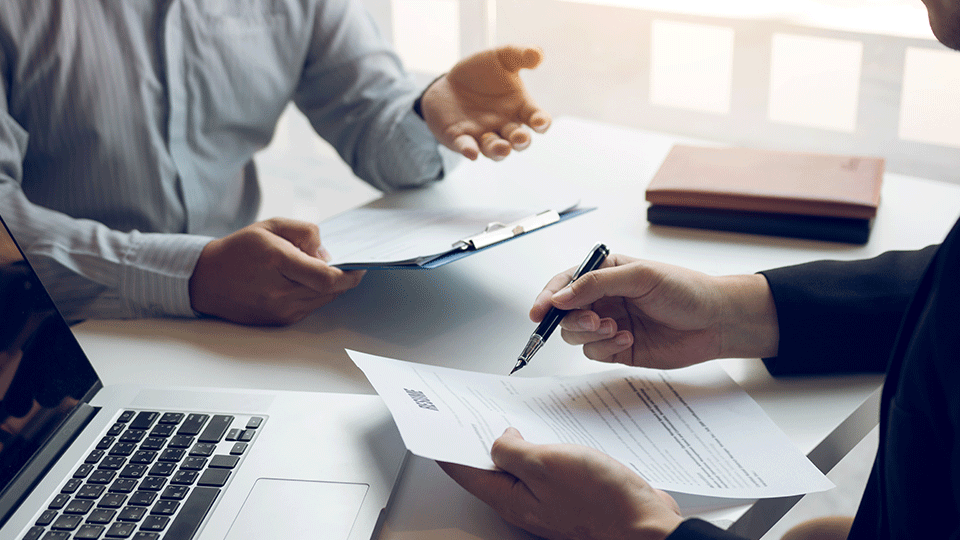 Employer-Holding-Job-Counteroffer